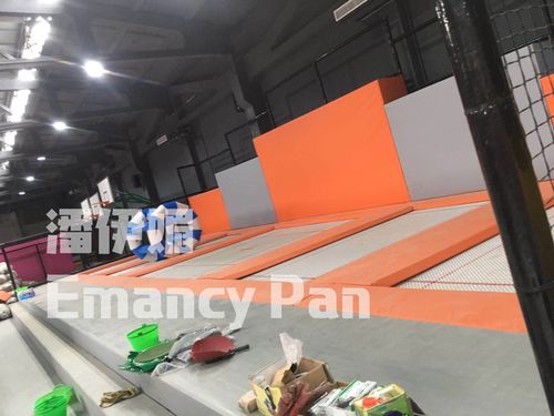 河南焦作菲尔蹦床运动工厂开业啦畅玩4000㎡全天30项目你还不来吗